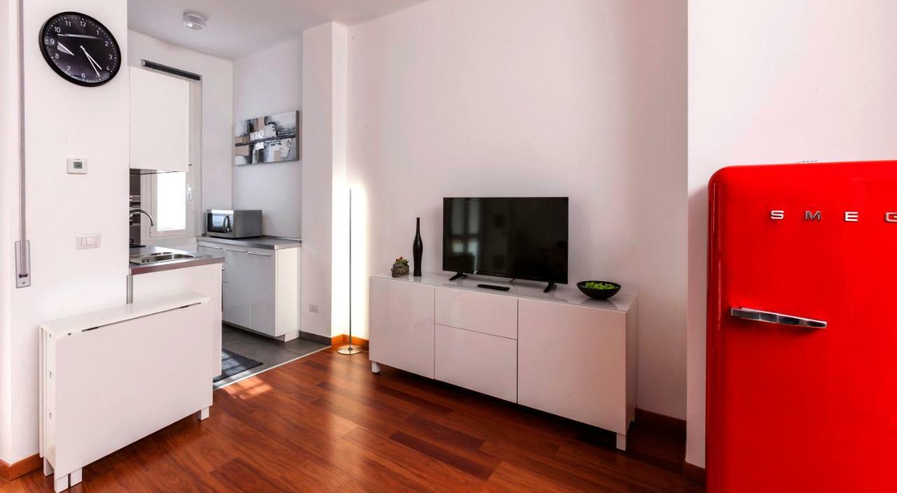 Apartment Bright House In *